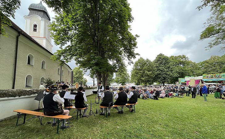 Leonhardi Fahrt Siegertsbrunn (©Foto: Martin Schmitz)